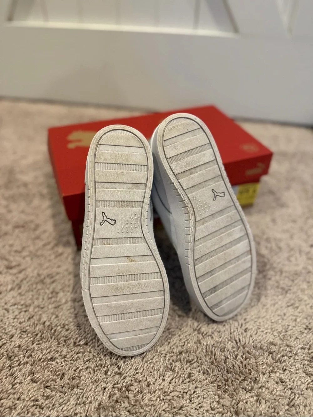 Puma Court Sneakers. Women size 6